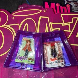 Series 2 Bratz Mini Dolls Set - Purple